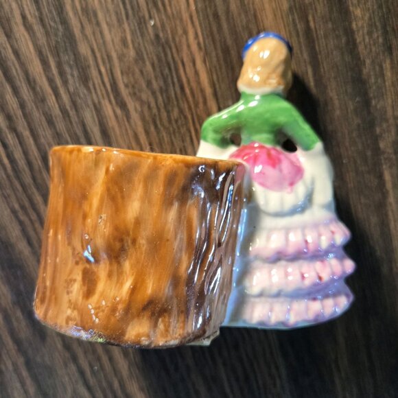 Vintage GOLD CASTLE CHINA Ceramic Porcelain "Crinoline Lady" Small Planter - Picture 3 of 12